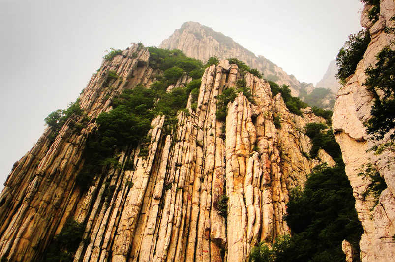 胜迹如云,中岳嵩山